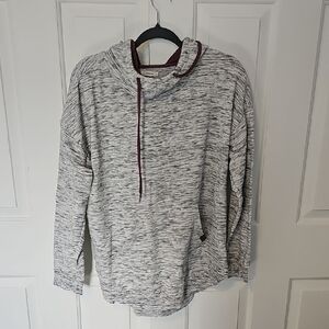 Cozy Marled Grey Hooded Pullover with Contrast Trim